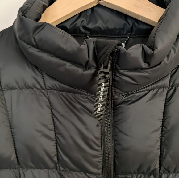 Vineyard Vines Black Vest On The Go Performance Voyager Large NWT Golf Puffer - Picture 3 of 6